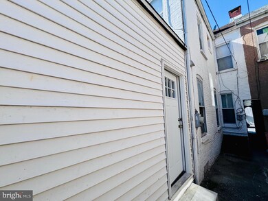 1429 Mulberry St, Reading, PA 19604 - photo 5