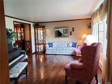 937 Castlebar Dr, North Tonawanda, NY 14120 - photo 2