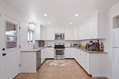 1921 Carleton Dr, Turlock, CA 95382 - photo 4