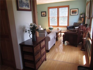 25 Southbury Rd, Cumberland, RI 02864 - photo 5