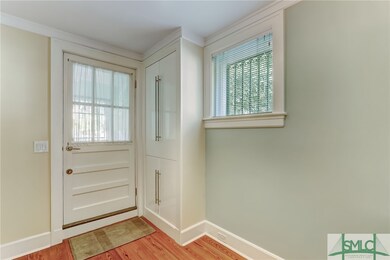 29 E Jones St unit ground, Savannah, GA 31401 - photo 5