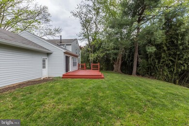 11025 Rutledge Dr, North Potomac, MD 20878 - photo 7