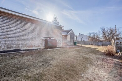 38 Honeyman Ave, Middletown, RI 02842 - photo 6