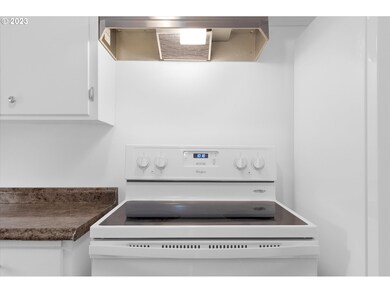 3029 Garfield St, Longview, WA 98632 - photo 7