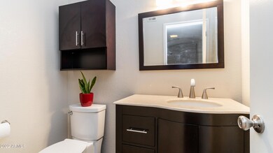 2338 W Lindner Ave unit 6, Mesa, AZ 85202 - photo 5