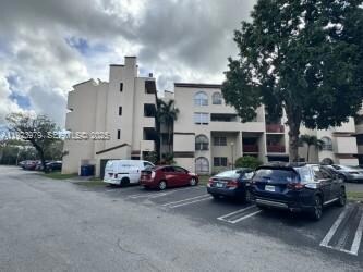 10651 SW 108th Ave unit 3H, Miami, FL 33176 - photo 2