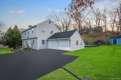 10 Glen Ln, Newburgh, NY 12550 - photo 3