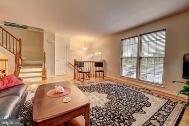 46792 Graham Cove Square, Sterling, VA 20165 - photo 5