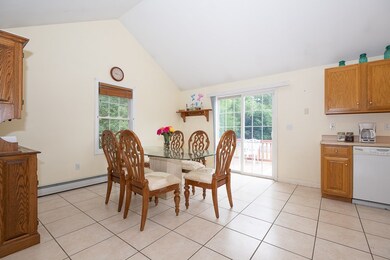 642 Charlton St, Southbridge, MA 01550 - photo 5