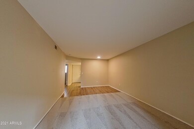 3119 W Cochise Dr Unit 106-print-007-005