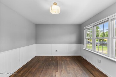 129 Cardinal Rd, Jacksonville, NC 28546 - photo 7