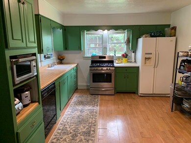 3CA9B2C2-9478-4738-BFD7-2D14FEB7629A