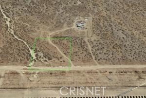 18100 Holiday Ave, Rosamond, CA 93560 - photo 4