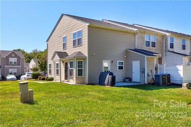 808 Ranchero St, Statesville, NC 28677 - photo 4