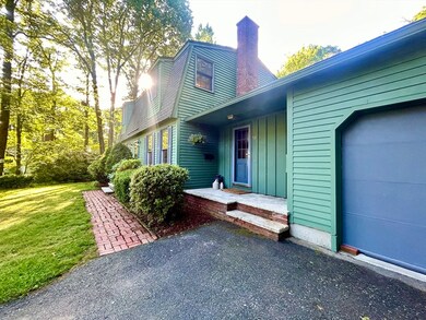 53 Appletree Ln, Holden, MA 01520 - photo 5