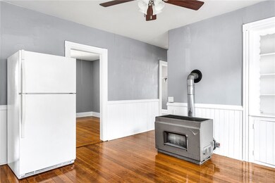 266 Sayles Ave unit 3, Pawtucket, RI 02860 - photo 7