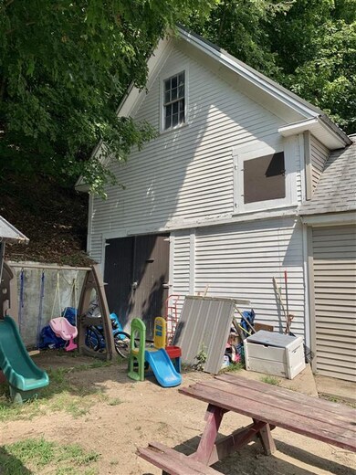 138 W Bow St, Franklin, NH 03235 - photo 3