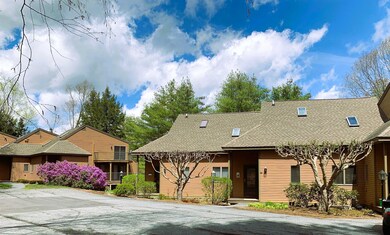 1140 Murphys Rd unit 10C, Hartford, VT 05001 - photo 2