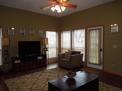 7612 Kittansett Ln 594.JPG
