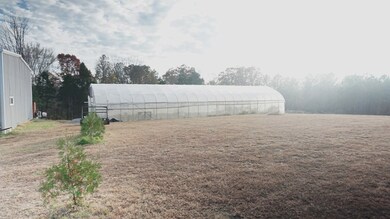 2590 Leach Rd, Huntingdon, TN 38344 - photo 6