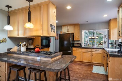 820 Edmonds St, Edmonds, WA 98020 - photo 4