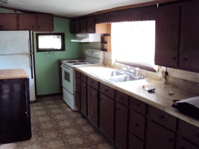 42 Riverview Dr, Lock Haven, PA 17745 - photo 4