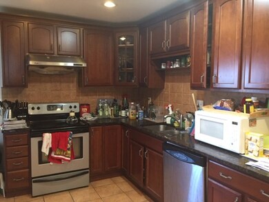 231 Winchester St unit 2, Brookline, MA 02446 - photo 2