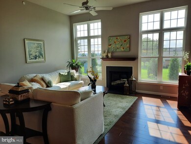 513 Springbrook Dr unit 4, Palmyra, PA 17078 - photo 2