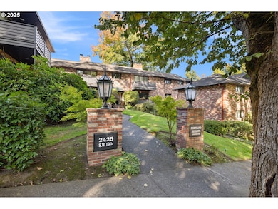 2425 SW 19th Ave unit 9, Portland, OR 97201 - photo 5