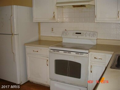 3322 Tapestry Cir, Burtonsville, MD 20866 - photo 3