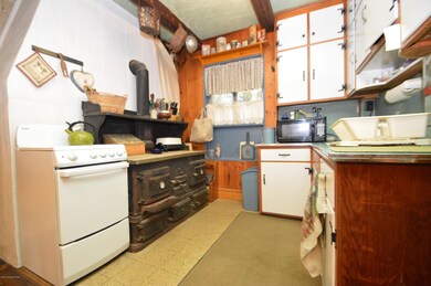 2308 Paxmont Dr, Pocono Pines, PA 18350 - photo 7