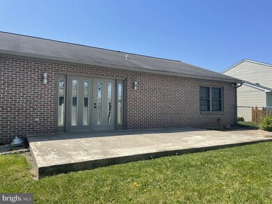 127 Dartmouth Dr, Hagerstown, MD 21742 - photo 7