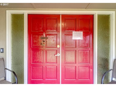 210 W Washington St, Chehalis, WA 98532 - photo 4