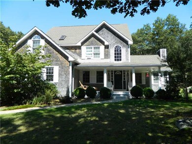 157 Sir Michael Cir, West Kingston, RI 02892 - photo 2