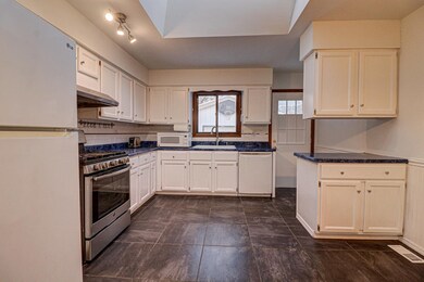 305 N River Glen Ave, Elmhurst, IL 60126 - photo 6