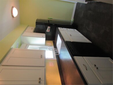 2520 57th St, Des Moines, IA 50310 - photo 3