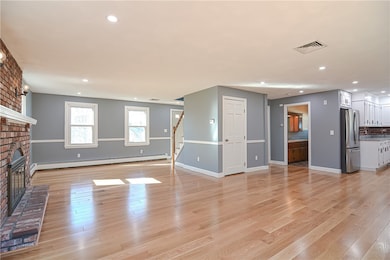 5 Redic Ct, Bristol, RI 02809 - photo 6