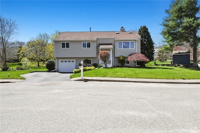 11 Natick Cir, Cranston, RI 02921 - photo 2