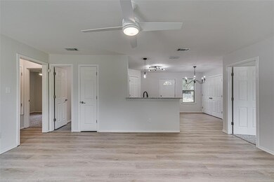 904 S Mckinney St, Ennis, TX 75119 - photo 3