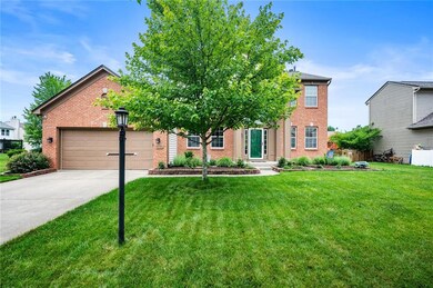 12225 Castlestone Dr, Fishers, IN 46037 - photo 2