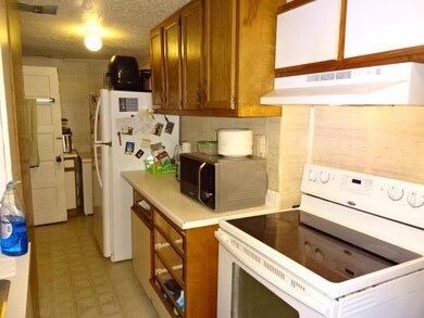 533 W Normandy St unit 535, Allentown, PA 18103 - photo 4