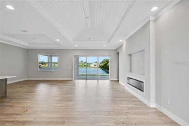 8001 Clearwater Ct, Sarasota, FL 34241 - photo 3