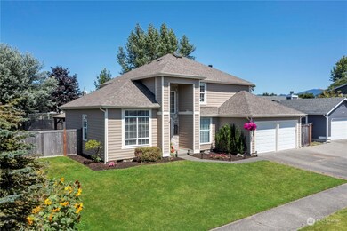 3371 Wynalda Dr, Enumclaw, WA 98022 - photo 2