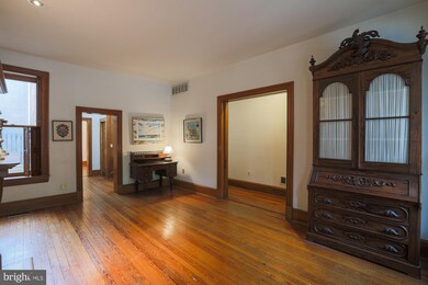 713 S Sharp St, Baltimore, MD 21230 - photo 4