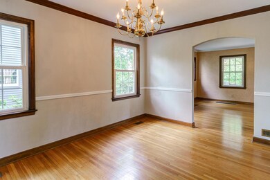 355 Richards Rd