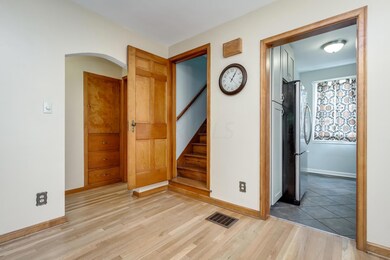 105 E Royal Forrest-7