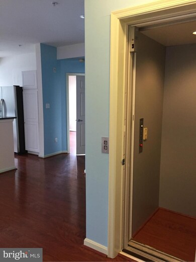 2006 Peggy Stewart Way unit 201, Annapolis, MD 21401 - photo 2