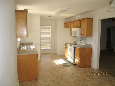 108 Candy Ln, Warner Robins, GA 31088 - photo 3