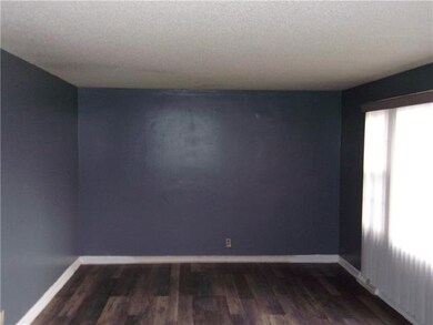 7052 Bales Ave, Kansas City, MO 64132 - photo 2