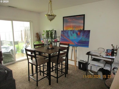 141 Fairacres Ln, Roseburg, OR 97470 - photo 4